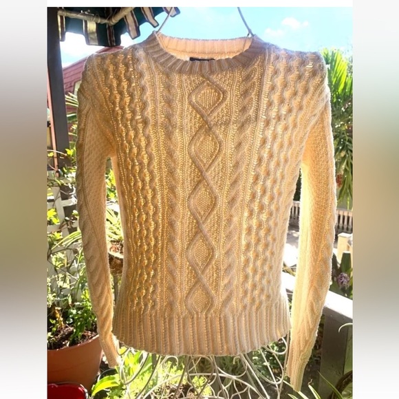 Polo Ralph Lauren Cable Knit Pullover Classic Sweater Size XS Round Neck
Ivory - Picture 14 of 15